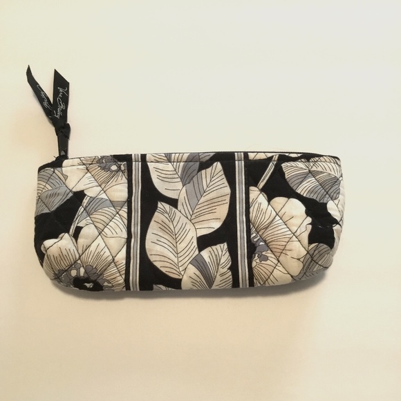 Vera Bradley Accessories - Vera Bradley Makeup Bag